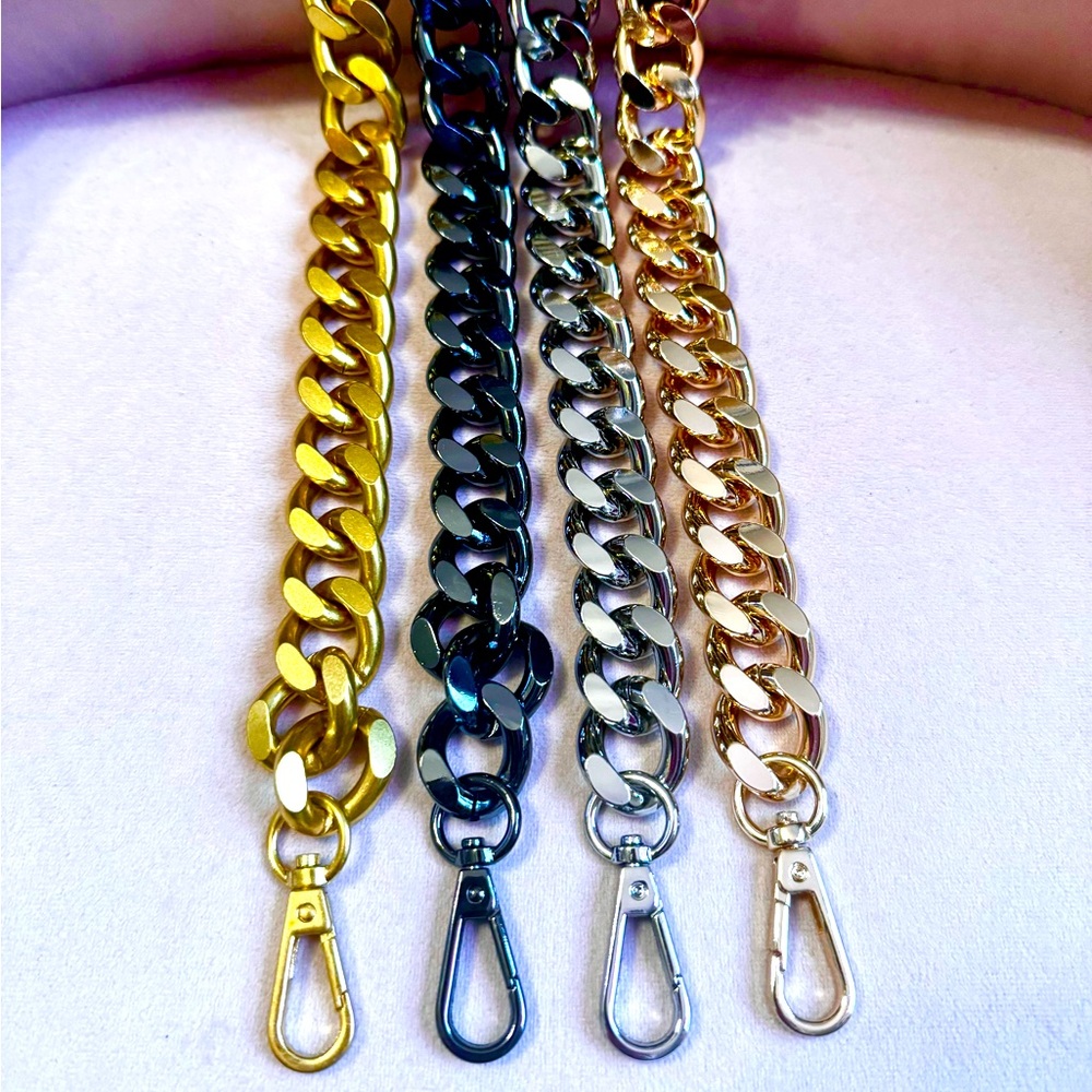 Chunky Metallic Bag Chain
